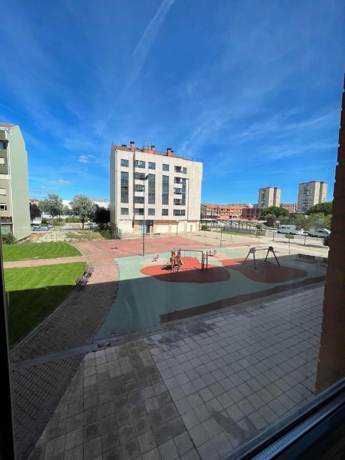 Burgo Hostal Santiago 2 מראה חיצוני תמונה